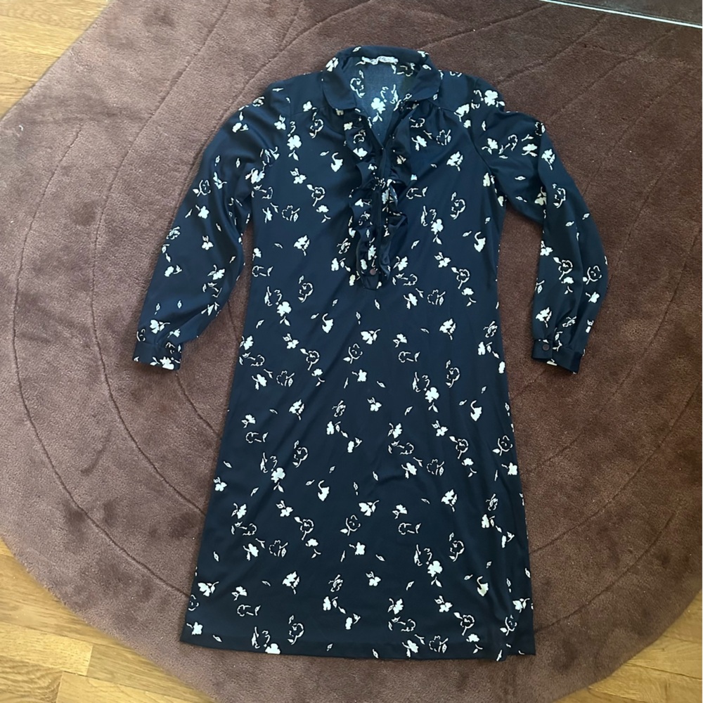 Vintage Black and Cream Patterned Long-Sleeve Midi Dress